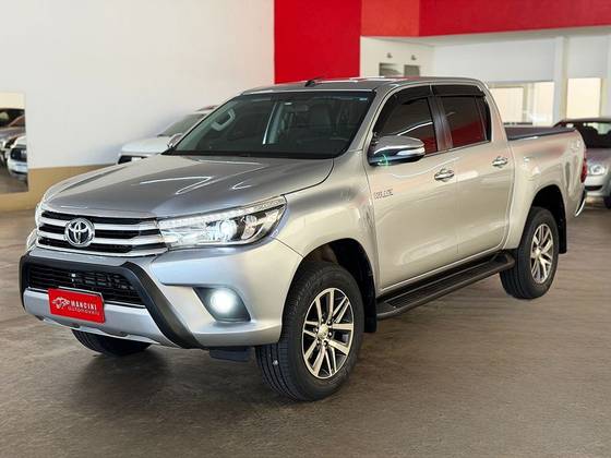 TOYOTA HILUX 2.8 SRX 4X4 CD 16V DIESEL 4P AUTOMÁTICO